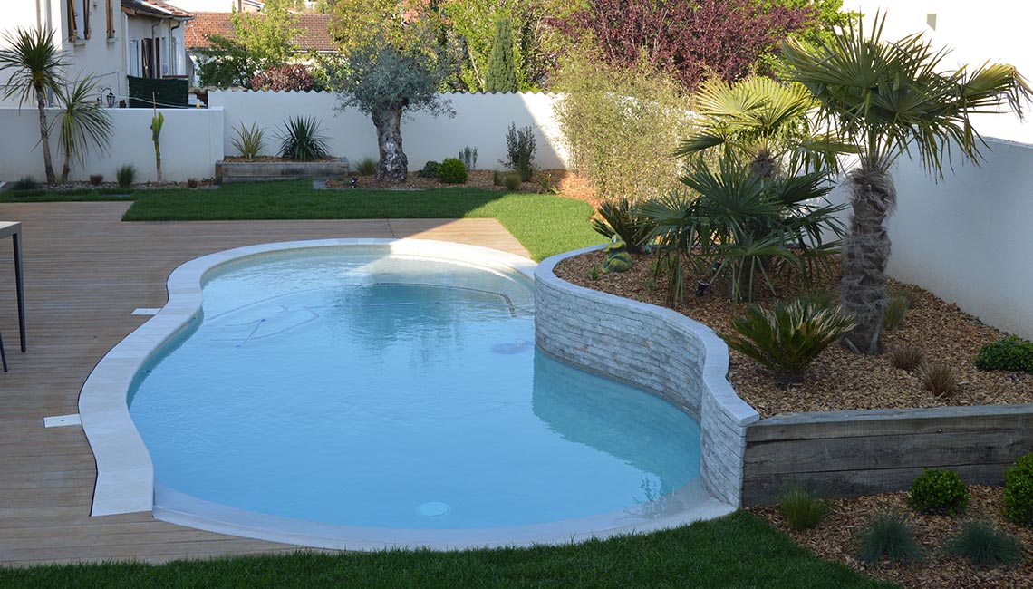 Les réalisations de piscines coques polyester à Toulouse & Lévignac
